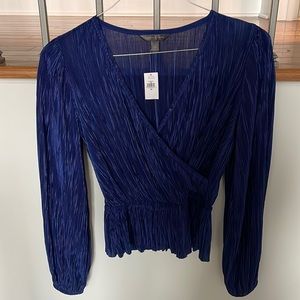 Banana Republic NWT blouse. Faux wrap style